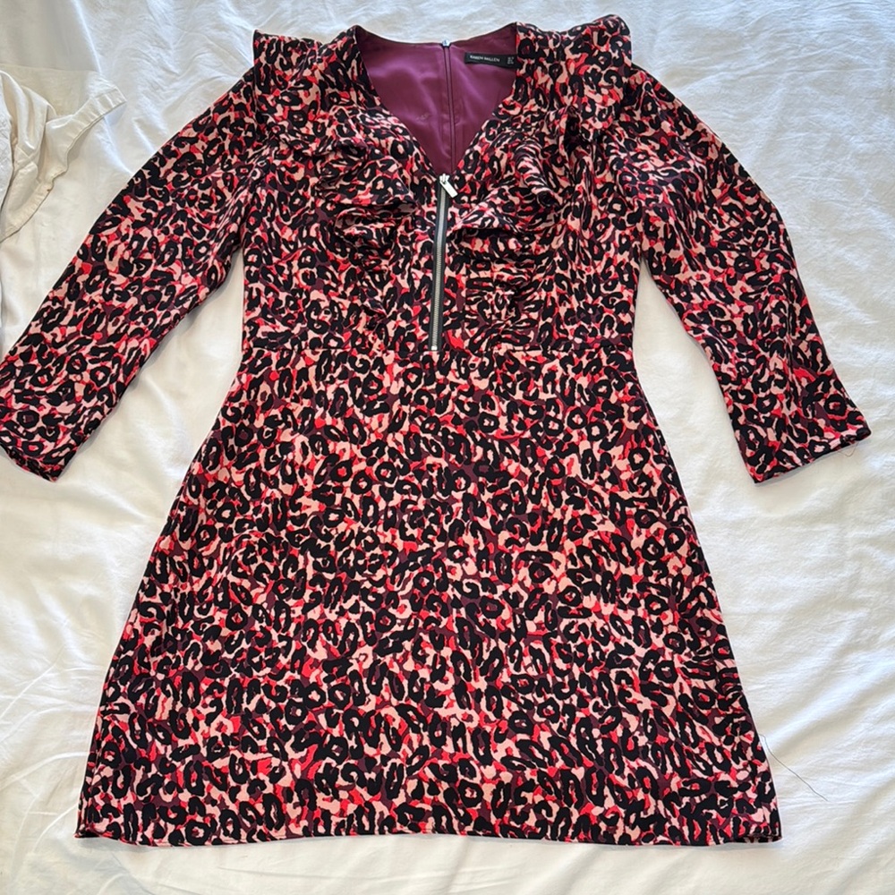 Leopard Print Dress with Zipper and ruffled Detail.